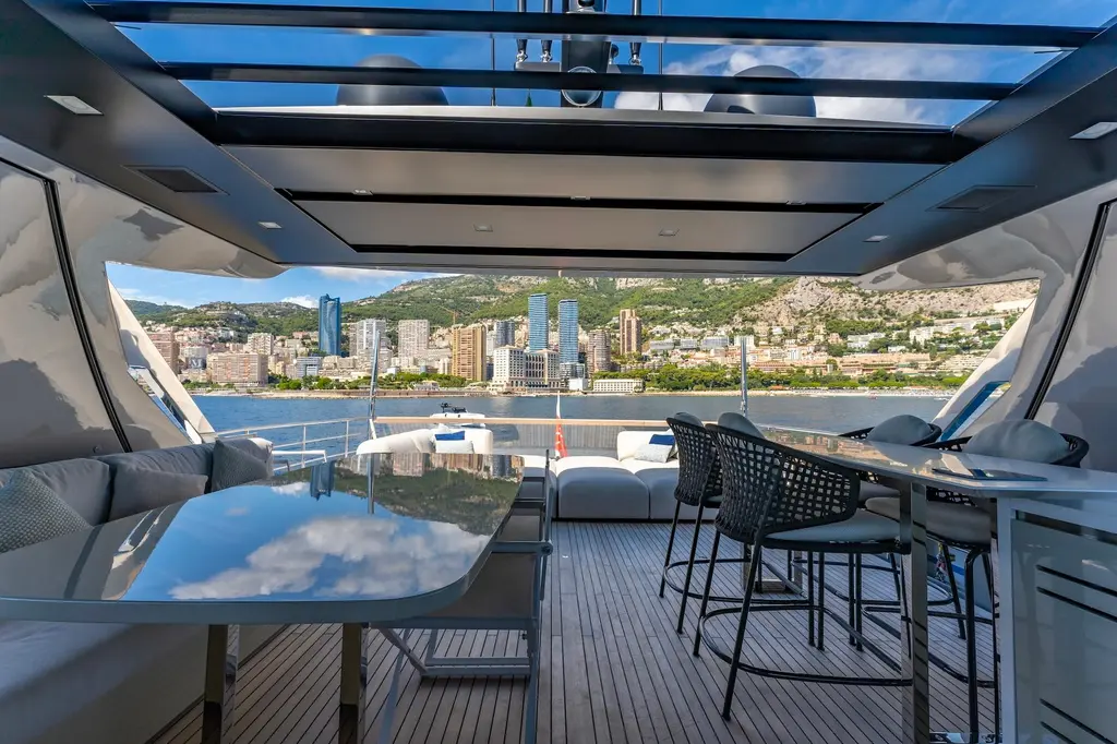 2022 Sanlorenzo SX88 Yacht For Sale in Rome IT-RM 2022 Sanlorenzo SX88 Yacht For Sale in Rome IT-RM