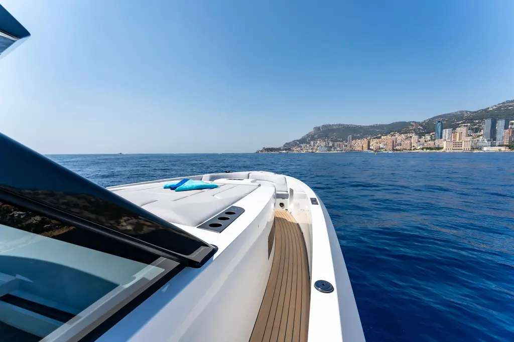 2022 Vanquish VQ45 Yacht For Sale in Athens 2022 Vanquish VQ45 Yacht For Sale in Athens