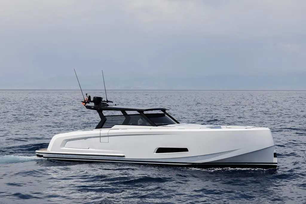 2022 Vanquish VQ45 Yacht For Sale in Athens 2022 Vanquish VQ45 Yacht For Sale in Athens