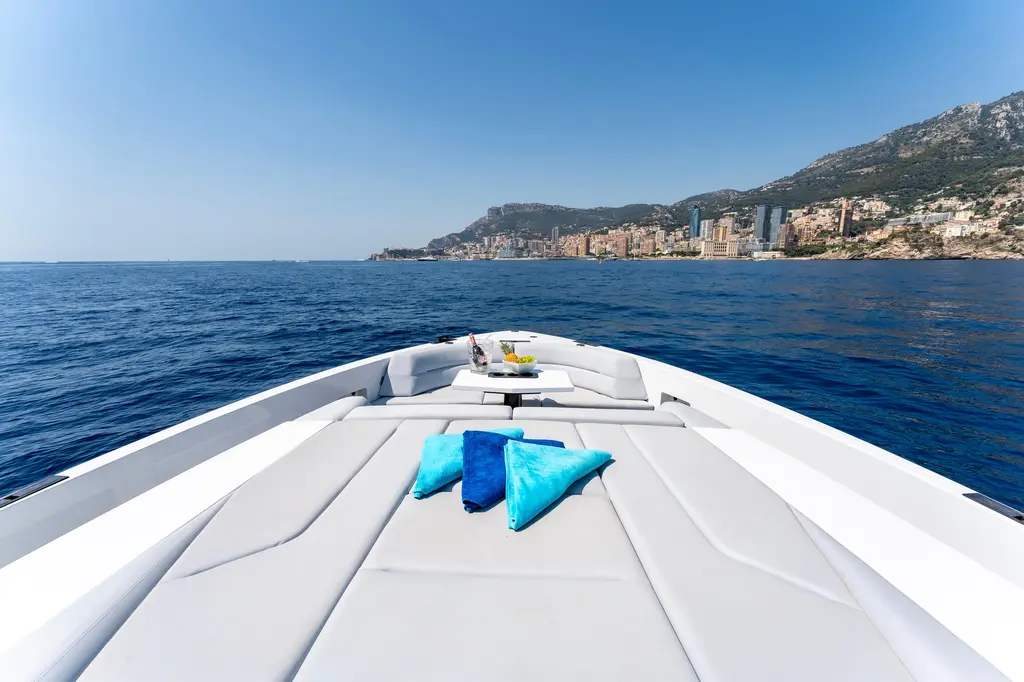 2022 Vanquish VQ45 Yacht For Sale in Athens 2022 Vanquish VQ45 Yacht For Sale in Athens