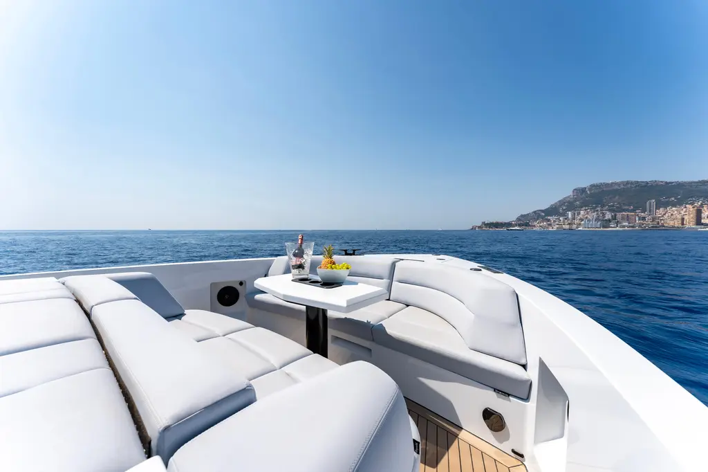 2022 Vanquish VQ45 Yacht For Sale in Athens 2022 Vanquish VQ45 Yacht For Sale in Athens