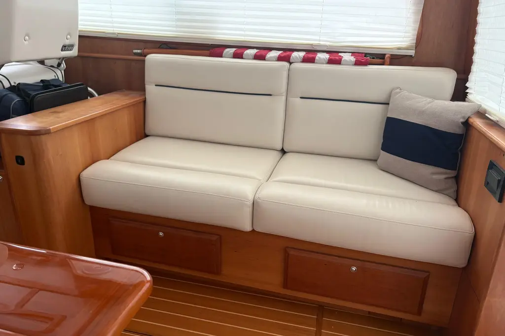 Panda 2020 Sabre 42 Salon Express Yacht For Sale in Norwalk CT Panda 2020 Sabre 42 Salon Express Yacht For Sale in Norwalk CT