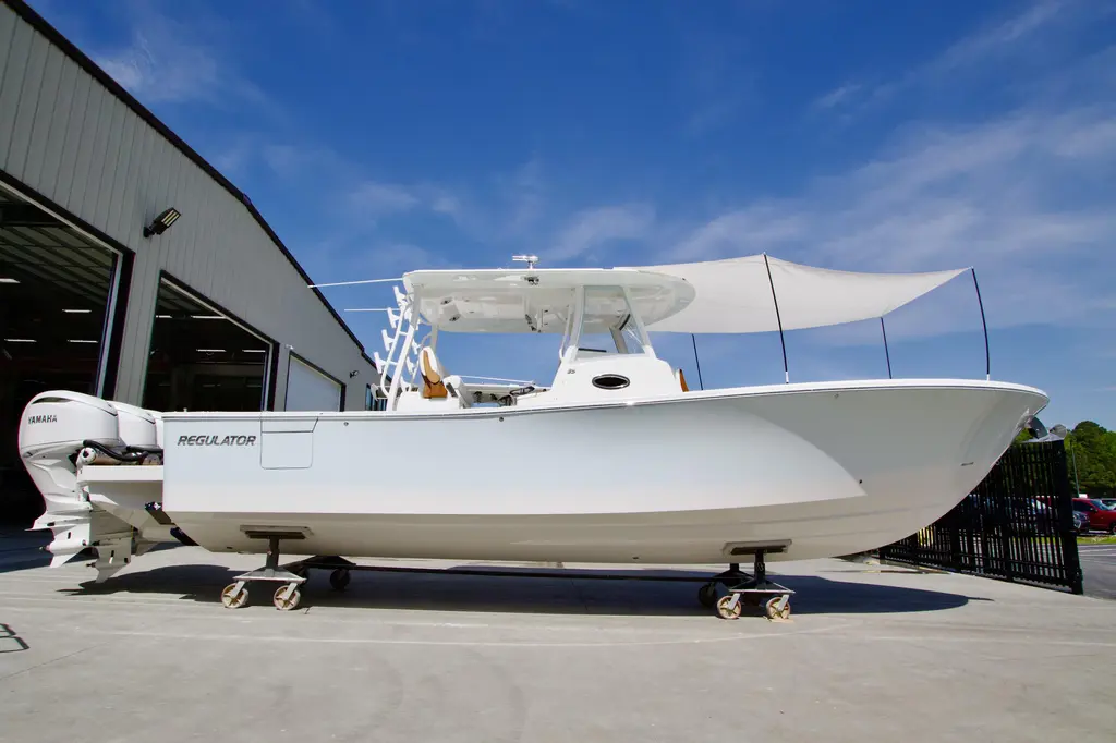 2026 Regulator 35 Yacht For Sale in Orange Beach AL 2026 Regulator 35 Yacht For Sale in Orange Beach AL