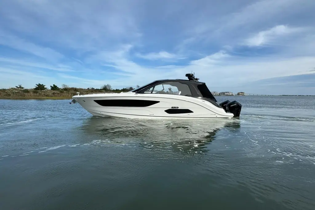 2026 Sea Ray Sundancer 370 Outboard Yacht For Sale in Somers Point NJ 2026 Sea Ray Sundancer 370 Outboard Yacht For Sale in Somers Point NJ