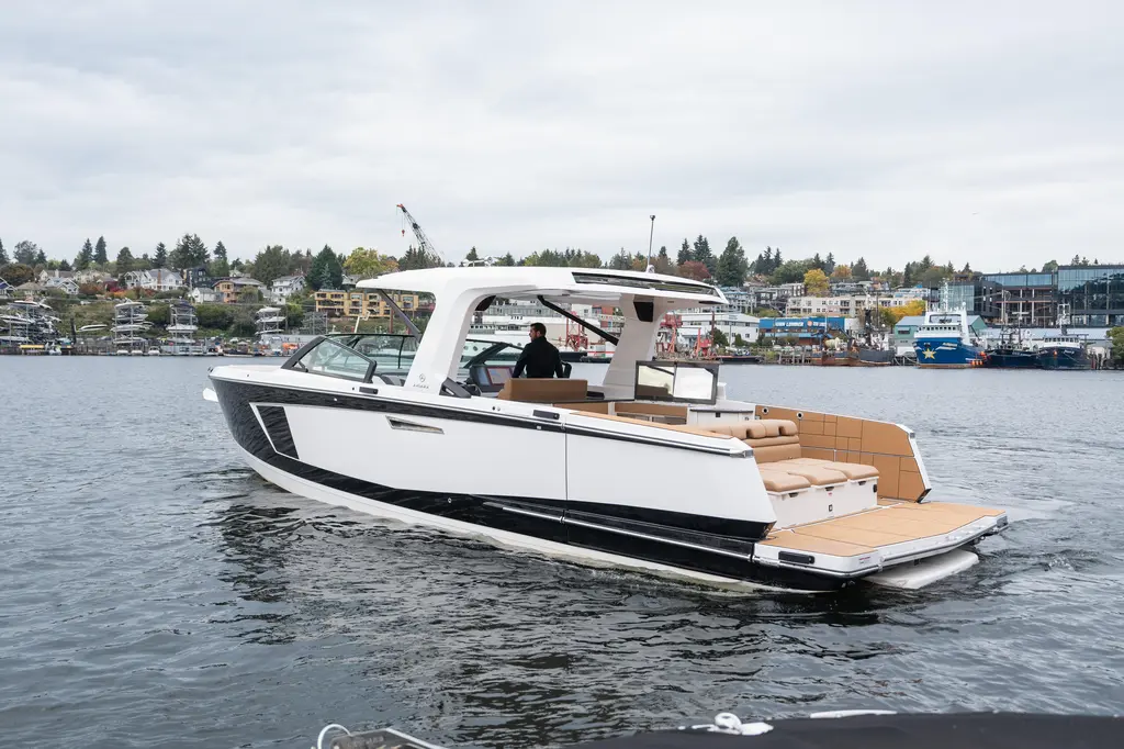 2024 Aviara AV40 I/O Yacht For Sale in Seattle WA 2024 Aviara AV40 I/O Yacht For Sale in Seattle WA