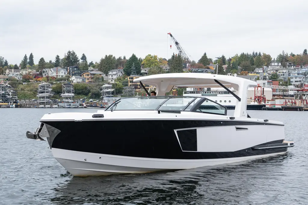 2024 Aviara AV40 I/O Yacht For Sale in Seattle WA 2024 Aviara AV40 I/O Yacht For Sale in Seattle WA