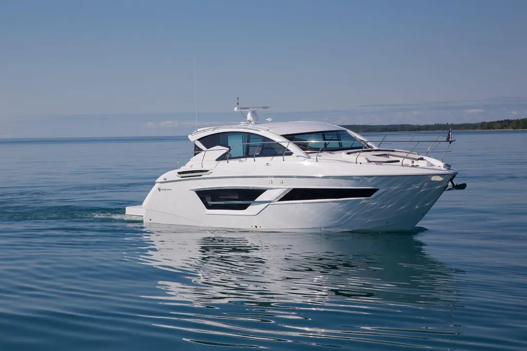  2026 Cruisers Yachts 46 Cantius Yacht For Sale in Wisconsin Dells WI