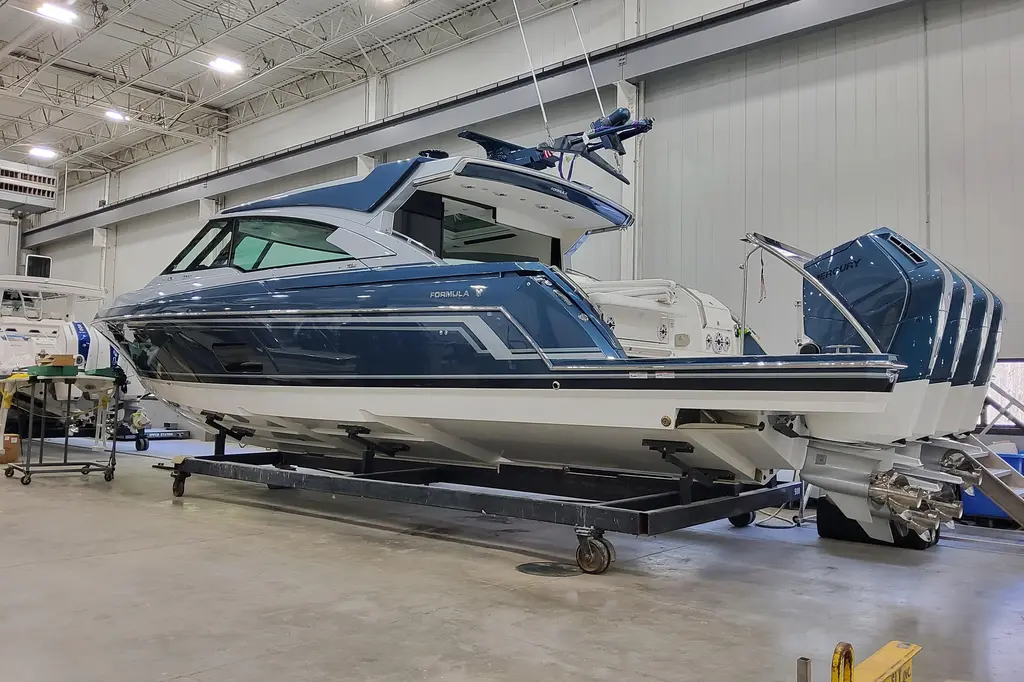 2026 Formula 500 Super Sport Crossover Yacht For Sale in Decatur IN 2026 Formula 500 Super Sport Crossover Yacht For Sale in Decatur IN