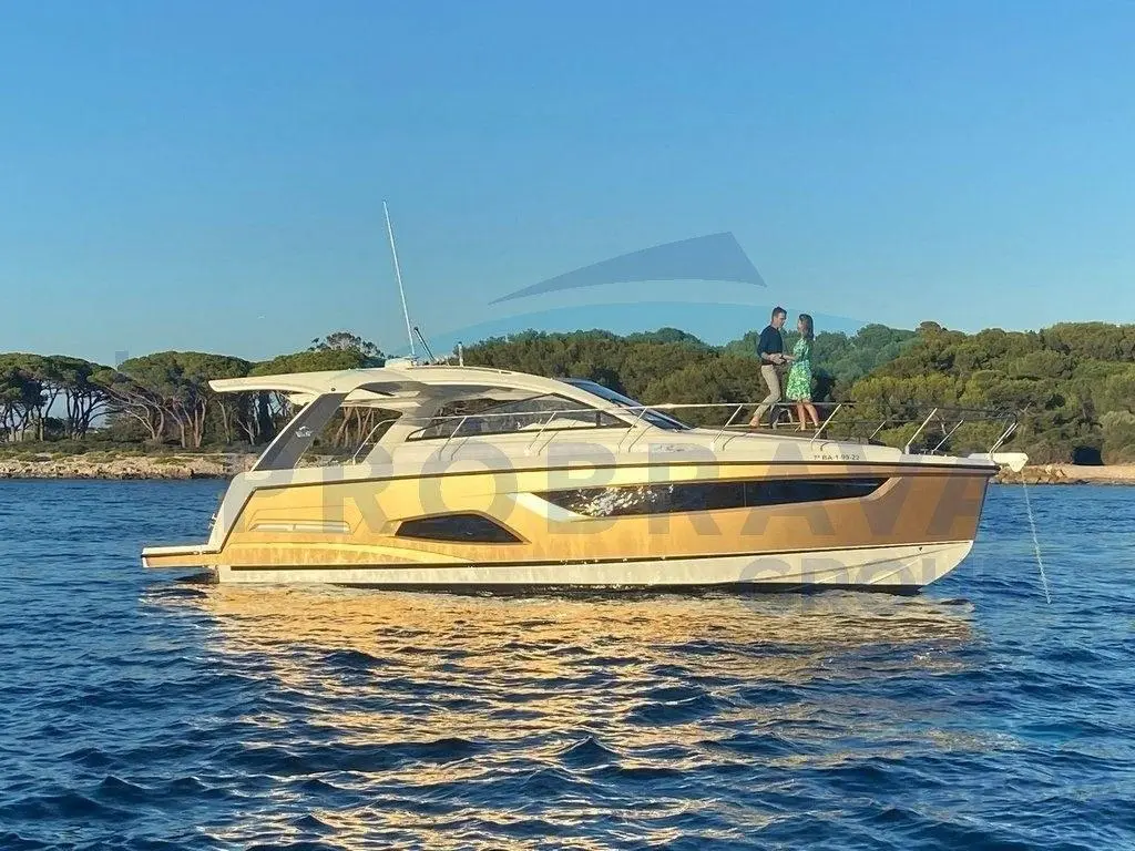 2026 Sealine S390 Yacht For Sale in Empuriabrava ES-GI 2026 Sealine S390 Yacht For Sale in Empuriabrava ES-GI