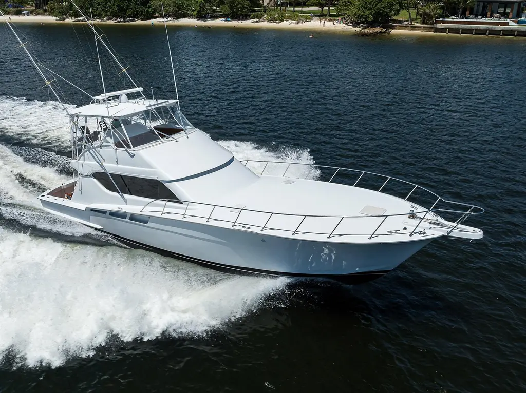 Danna Maria 2001 Hatteras 60 Convertible Yacht For Sale in Resort at Singer Island FL Danna Maria 2001 Hatteras 60 Convertible Yacht For Sale in Resort at Singer Island FL