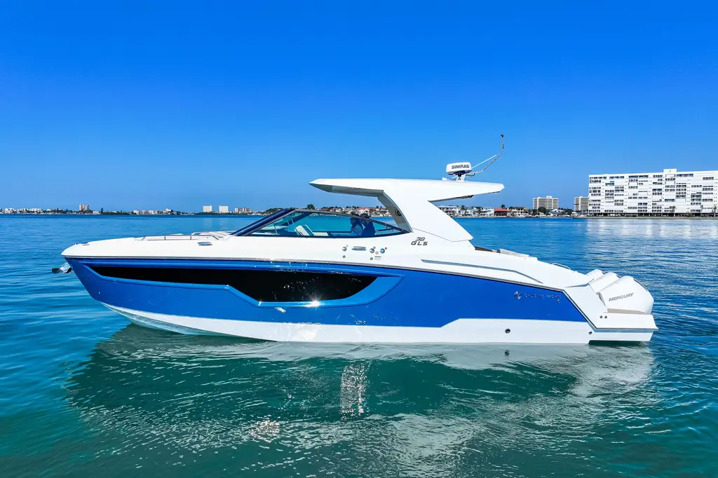 2026 Cruisers Yachts 38 GLS OB Yacht For Sale in St Petersburg FL 2026 Cruisers Yachts 38 GLS OB Yacht For Sale in St Petersburg FL