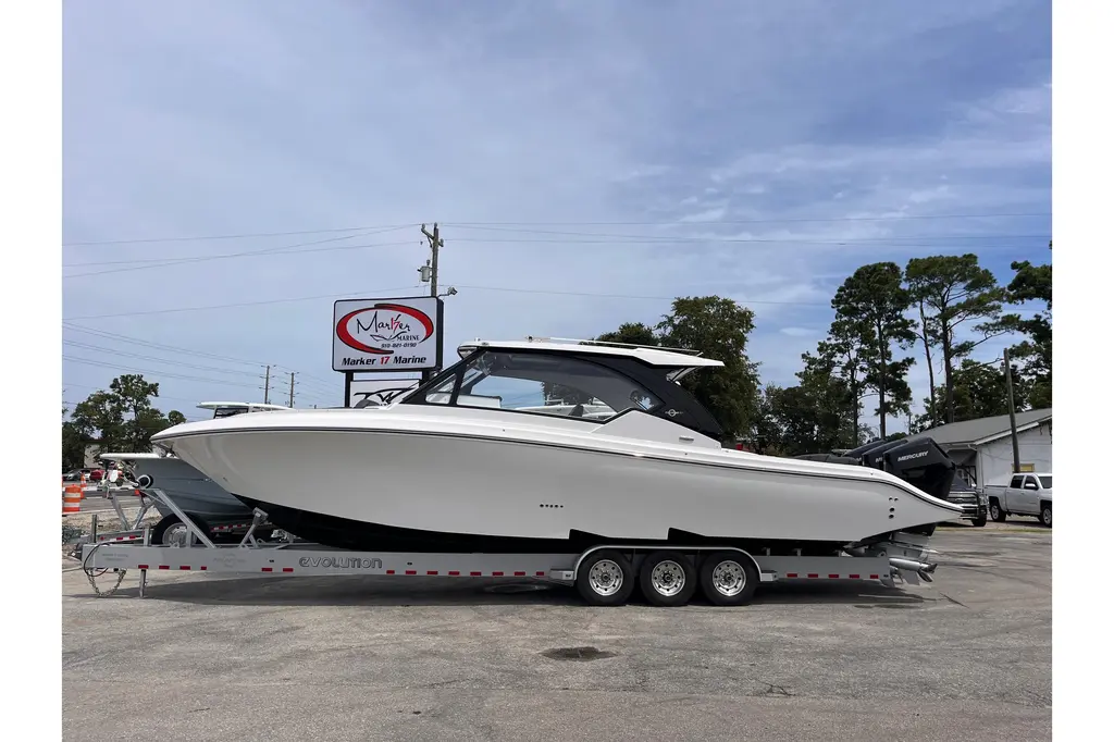 2025 Fountain 39 DX Yacht For Sale in Wilmington NC 2025 Fountain 39 DX Yacht For Sale in Wilmington NC