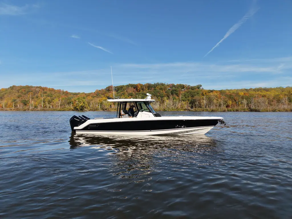 2026 Boston Whaler 360 Outrage Yacht For Sale in Westbrook CT 2026 Boston Whaler 360 Outrage Yacht For Sale in Westbrook CT