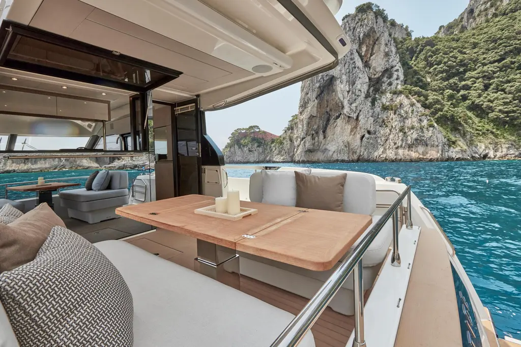 2026 Prestige F4.9 Yacht For Sale in Gdynia 2026 Prestige F4.9 Yacht For Sale in Gdynia