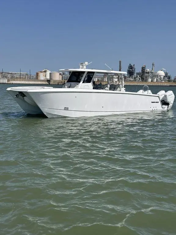 2024 Twin Vee 400 GFX CC Yacht For Sale in Freeport TX 2024 Twin Vee 400 GFX CC Yacht For Sale in Freeport TX