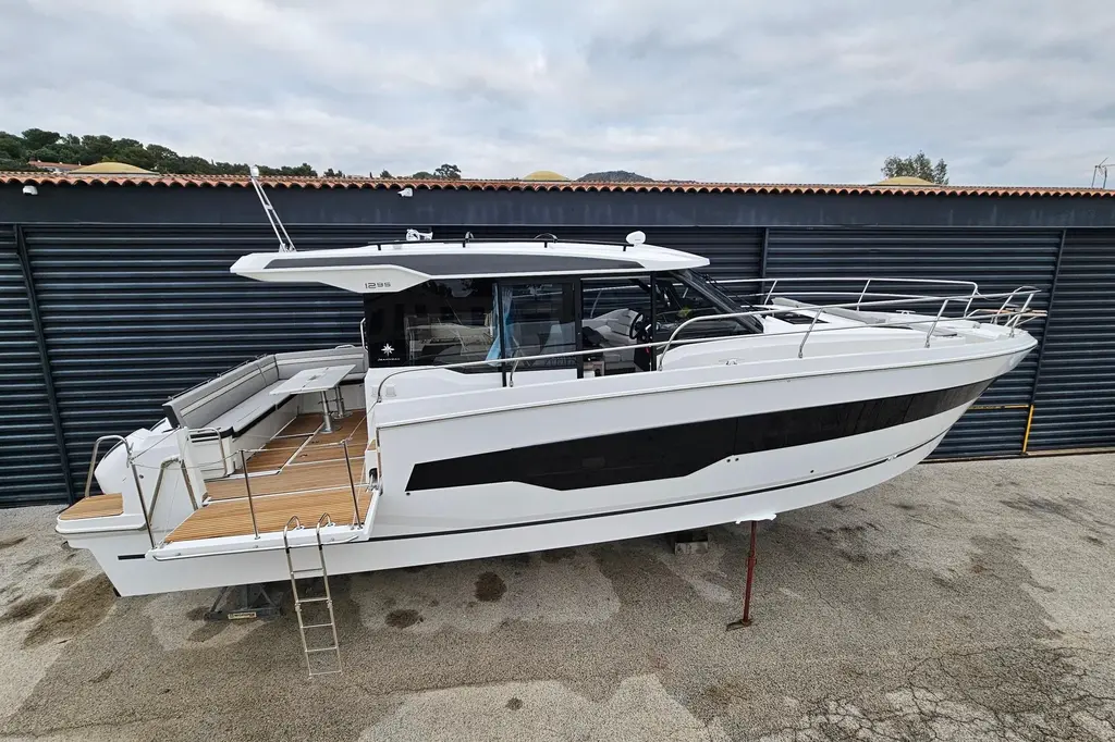 2025 jeanneau merry fisher 1295 bormes les mimosas 83 for sale