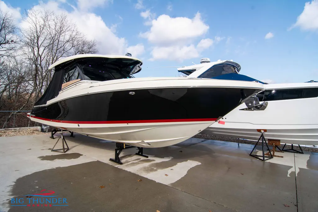 2024 Chris-Craft Calypso 35 Yacht For Sale in Lake Ozark MO 2024 Chris-Craft Calypso 35 Yacht For Sale in Lake Ozark MO