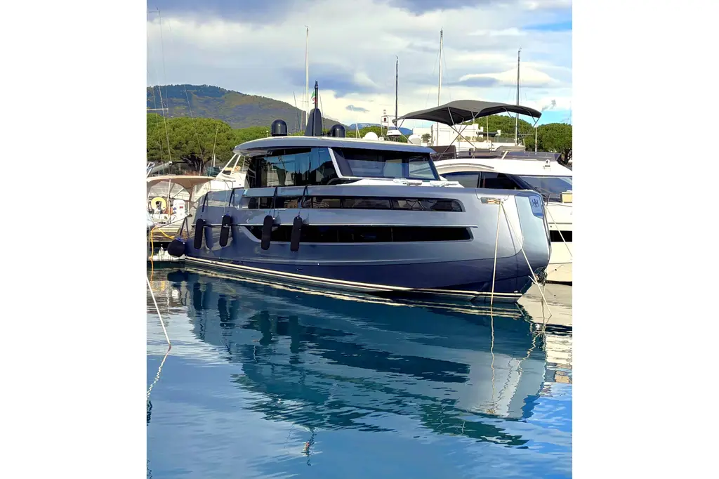 2026 Invictus ST 550 Yacht For Sale in Mandelieu-la-Napoule 2026 Invictus ST 550 Yacht For Sale in Mandelieu-la-Napoule