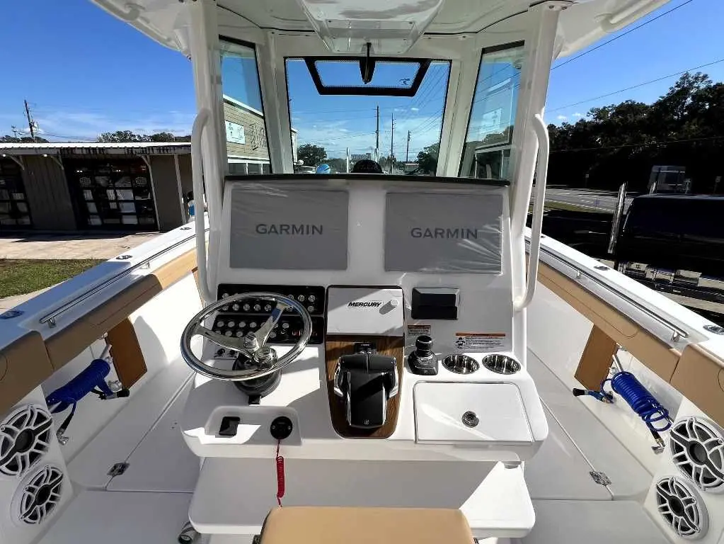 Beautiful Caymas! 2026 Caymas 34 CT Yacht For Sale in Ocala FL Beautiful Caymas! 2026 Caymas 34 CT Yacht For Sale in Ocala FL