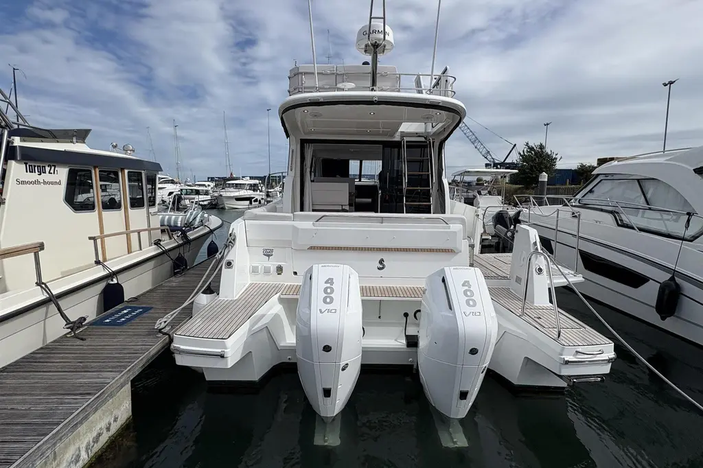  2025 Beneteau Antares 12 Fly Yacht For Sale in Poole E12