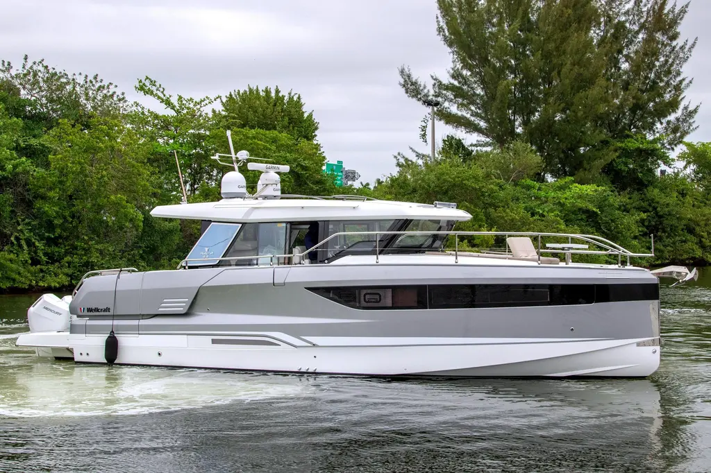 2026 Wellcraft 44 Explorer Yacht For Sale in Palm City FL 2026 Wellcraft 44 Explorer Yacht For Sale in Palm City FL