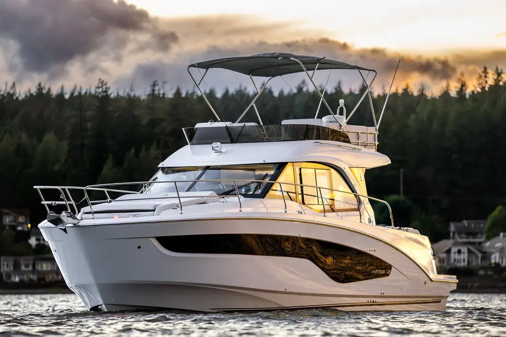 2027 Beneteau Antares 12 Fly Yacht For Sale in South Dartmouth MA 2027 Beneteau Antares 12 Fly Yacht For Sale in South Dartmouth MA