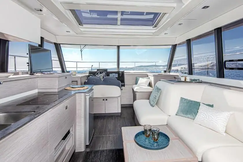CAT&GO 2025 Fountaine Pajot MY4.S Yacht For Sale in La Rochelle 17 CAT&GO 2025 Fountaine Pajot MY4.S Yacht For Sale in La Rochelle 17