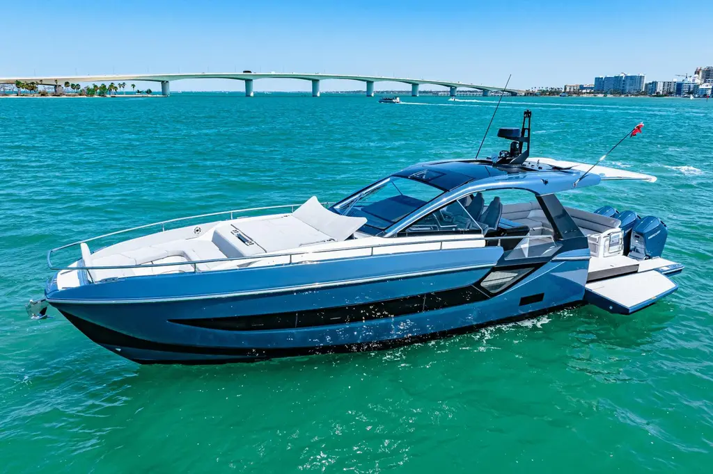 2025 Azimut Verve 48 Yacht For Sale in Sarasota FL 2025 Azimut Verve 48 Yacht For Sale in Sarasota FL