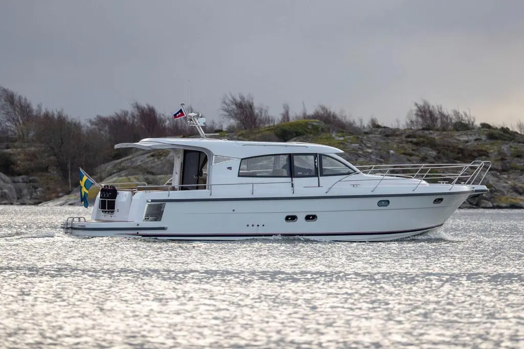 Availble to Order 2026 Nimbus 405 Coupe Yacht For Sale in Inverkip S17 Availble to Order 2026 Nimbus 405 Coupe Yacht For Sale in Inverkip S17