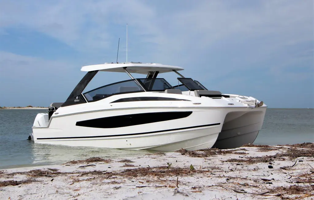 AQUILA 32 SPORT 2026 Aquila 32 Sport Yacht For Sale in Southampton E19 AQUILA 32 SPORT 2026 Aquila 32 Sport Yacht For Sale in Southampton E19