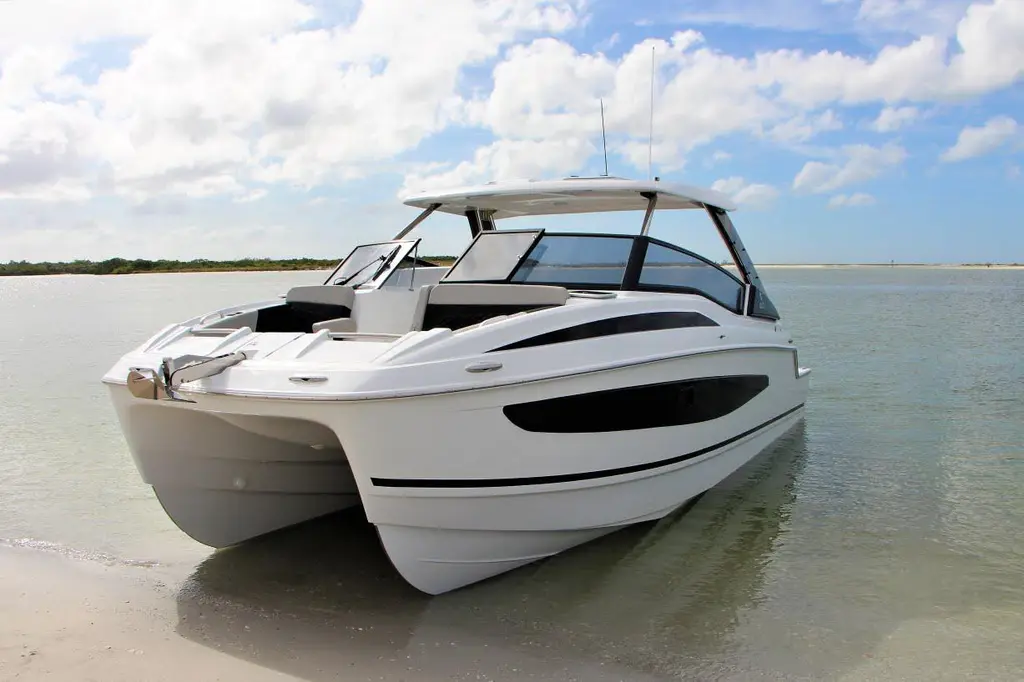 AQUILA 32 SPORT 2026 Aquila 32 Sport Yacht For Sale in Southampton E19 AQUILA 32 SPORT 2026 Aquila 32 Sport Yacht For Sale in Southampton E19