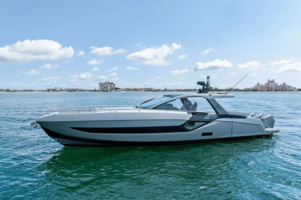 2026 Azimut Verve 48 Yacht For Sale in Clearwater FL 2026 Azimut Verve 48 Yacht For Sale in Clearwater FL
