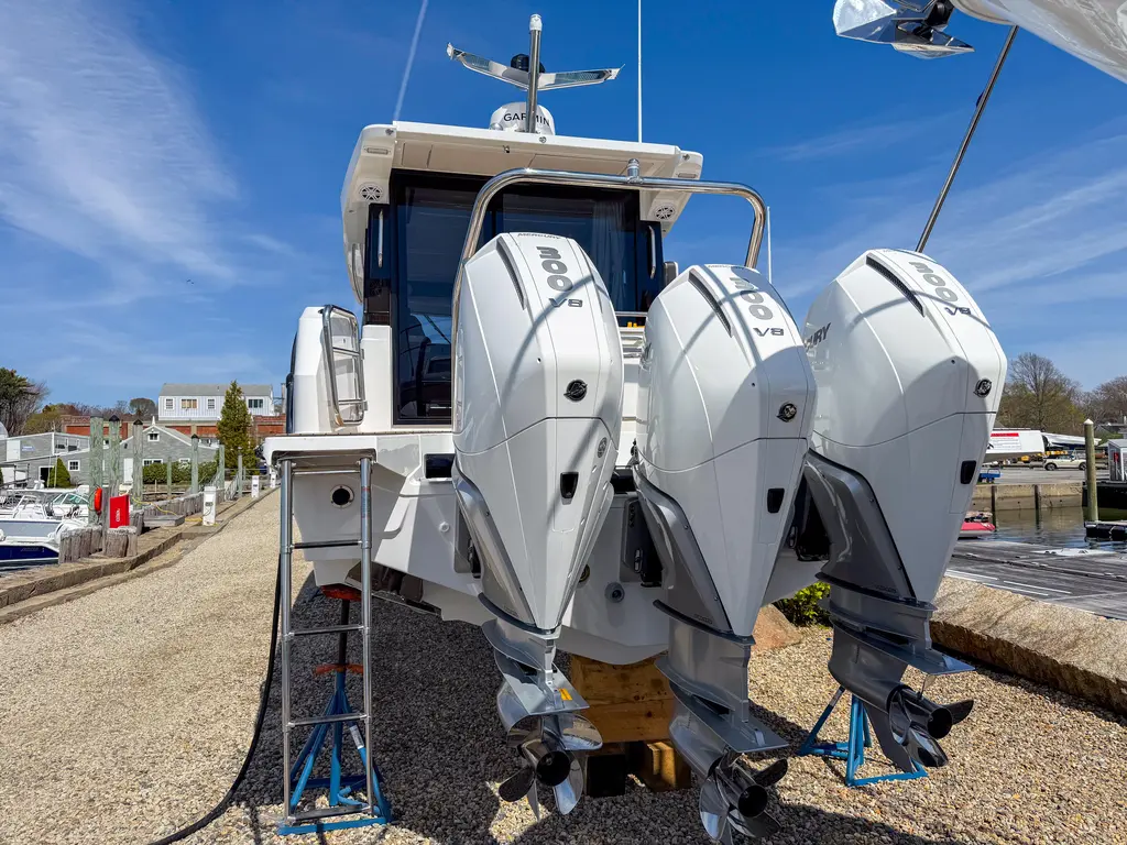 In Stock 2025 Wellcraft 38 Explorer Yacht For Sale in South Dartmouth MA In Stock 2025 Wellcraft 38 Explorer Yacht For Sale in South Dartmouth MA