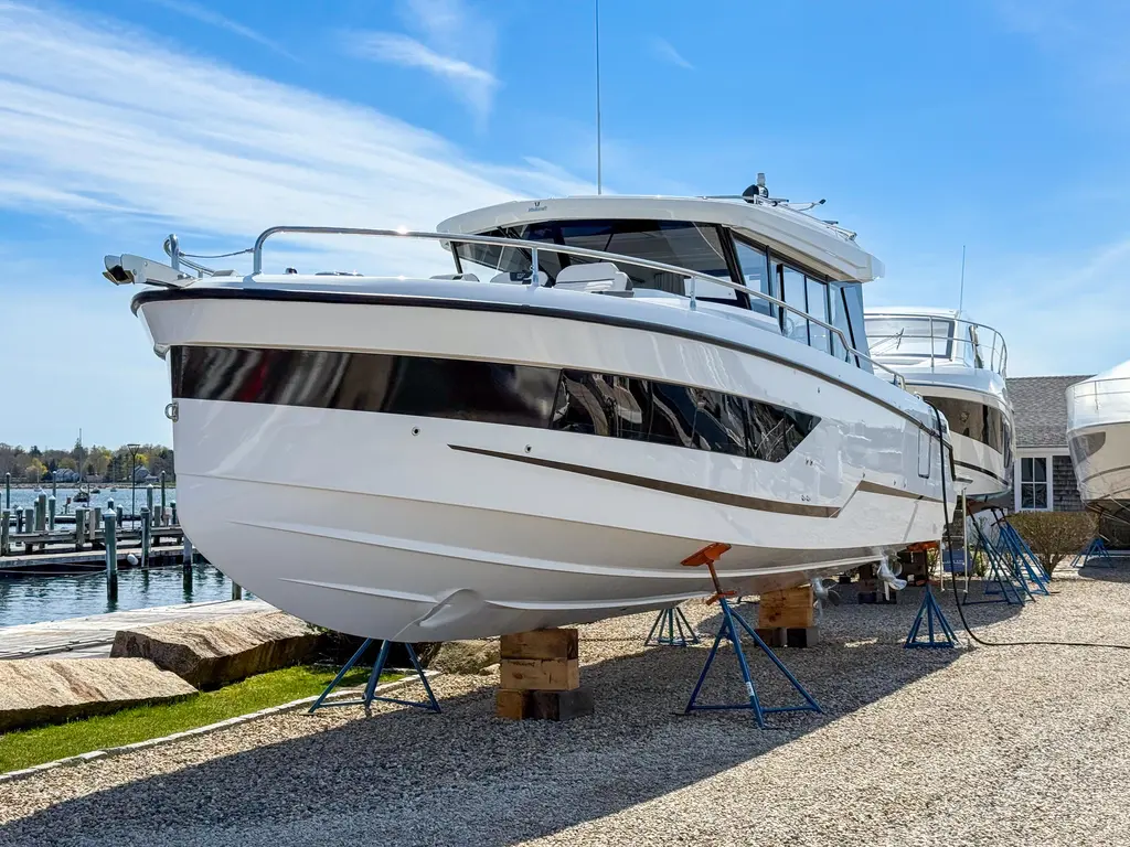 In Stock 2025 Wellcraft 38 Explorer Yacht For Sale in South Dartmouth MA In Stock 2025 Wellcraft 38 Explorer Yacht For Sale in South Dartmouth MA