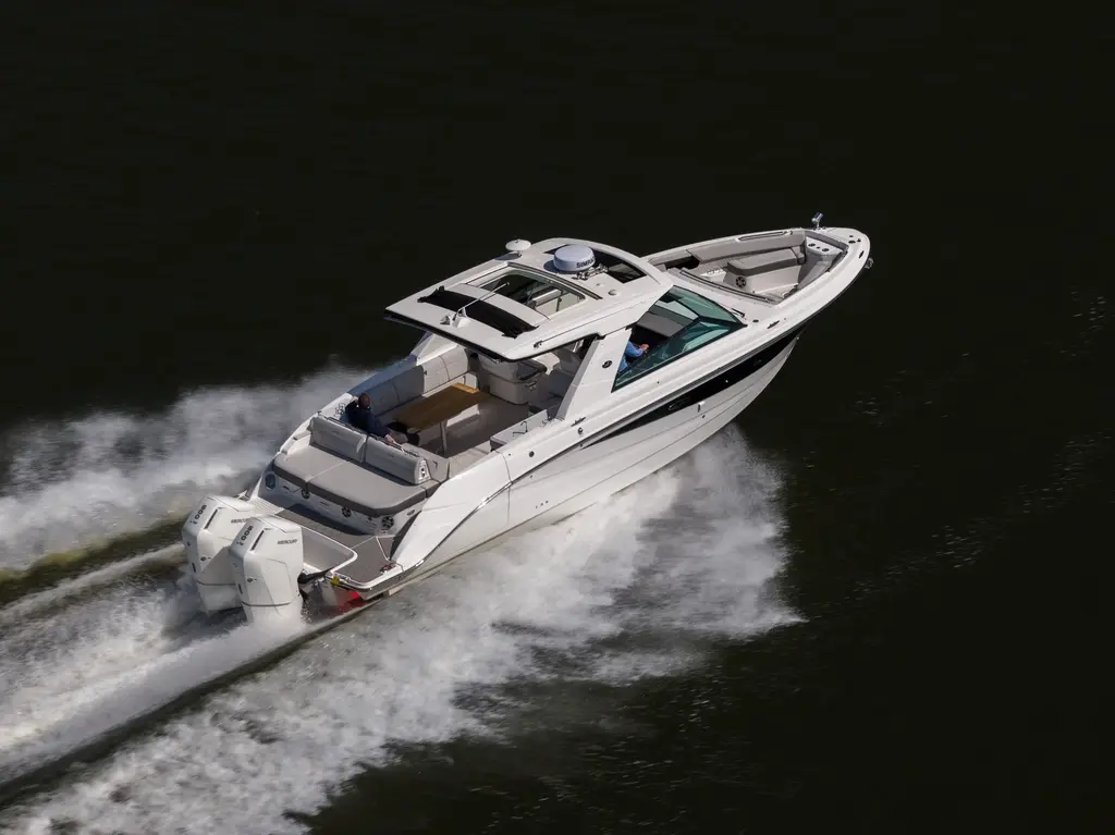  2026 Sea Ray SLX 400 Outboard Yacht For Sale in Lake Ozark MO