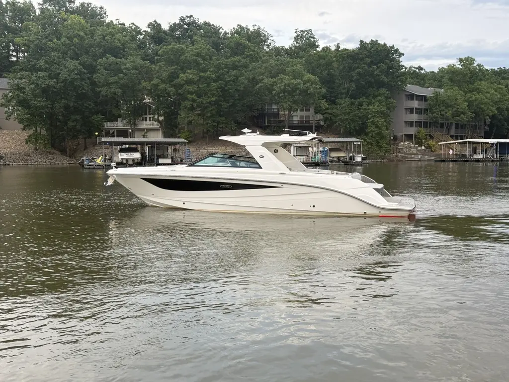2026 Sea Ray SLX 400 Yacht For Sale in Lake Ozark MO 2026 Sea Ray SLX 400 Yacht For Sale in Lake Ozark MO