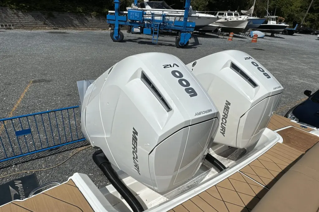2026 Sea Ray SLX 400 Outboard Yacht For Sale in Huntington NY 2026 Sea Ray SLX 400 Outboard Yacht For Sale in Huntington NY