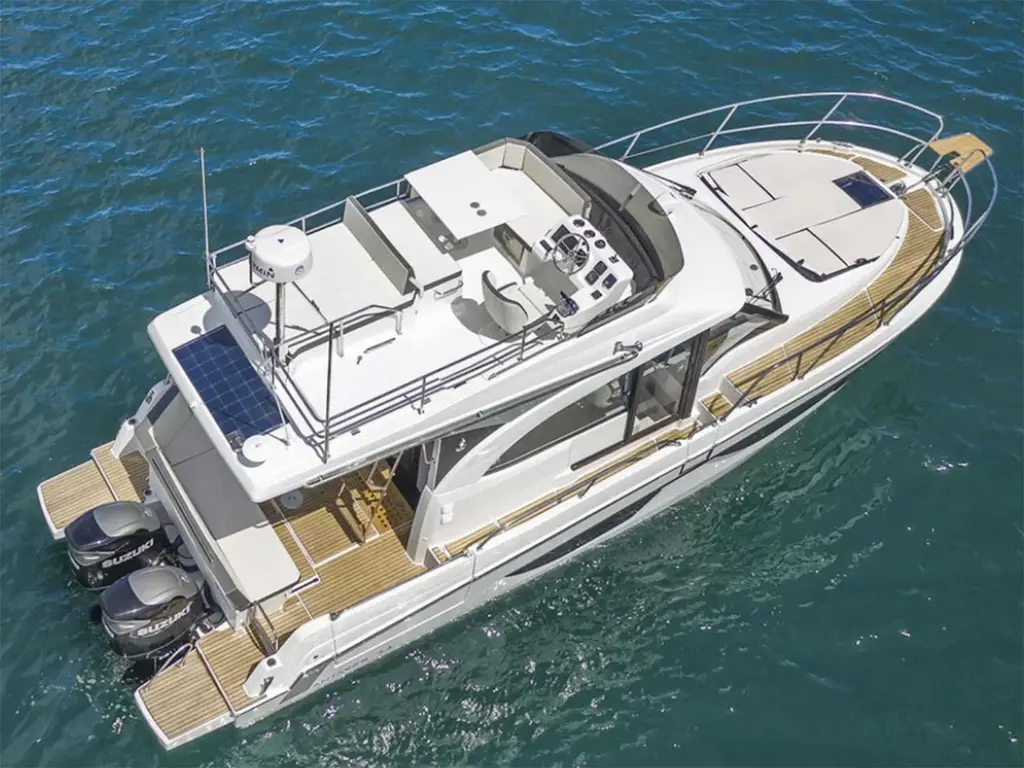 2025 Beneteau Antares 11 Fly Yacht For Sale in Norwalk CT 2025 Beneteau Antares 11 Fly Yacht For Sale in Norwalk CT