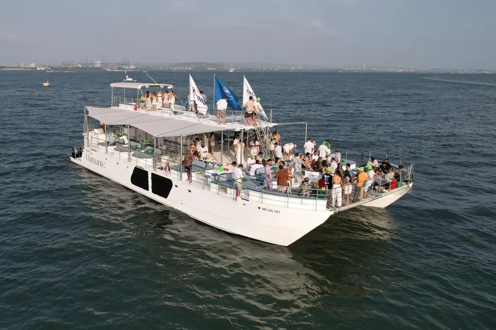 2027 custom paxcat treasure island florida for sale