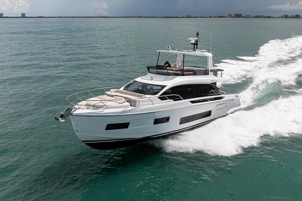 2026 Azimut Fly 62 Yacht For Sale in Naples FL 2026 Azimut Fly 62 Yacht For Sale in Naples FL