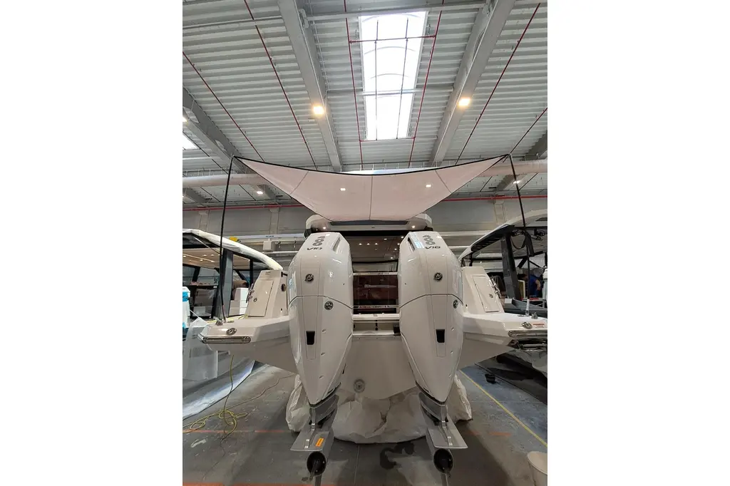 - 2025 Saxdor 400 GTC Yacht For Sale in Samut Sakhon - 2025 Saxdor 400 GTC Yacht For Sale in Samut Sakhon