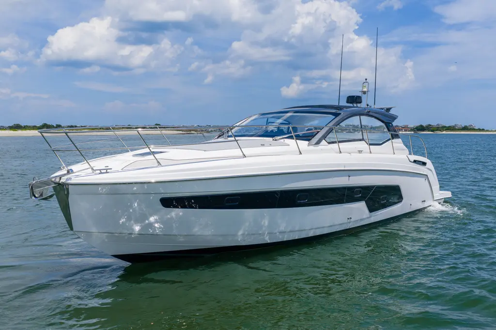 2025 Azimut Atlantis 45 Yacht For Sale in Wrightsville Beach NC 2025 Azimut Atlantis 45 Yacht For Sale in Wrightsville Beach NC