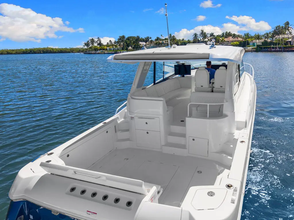 2026 Intrepid 50 Evolution Yacht For Sale in Naples FL 2026 Intrepid 50 Evolution Yacht For Sale in Naples FL