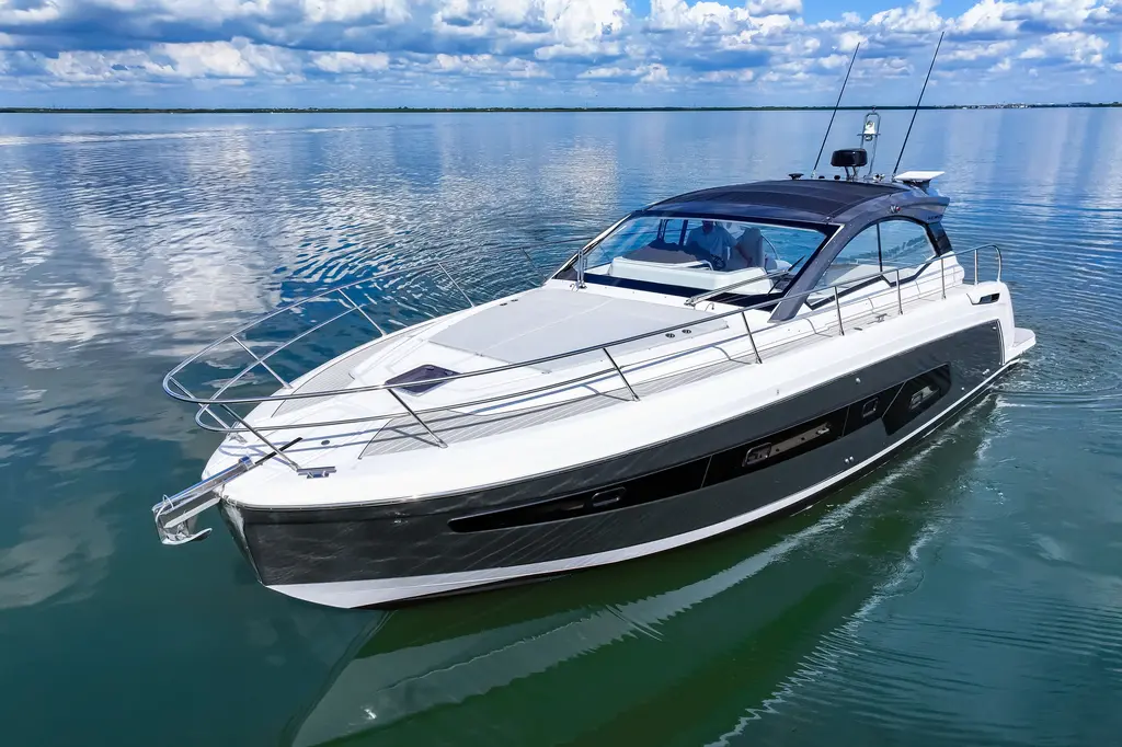 2025 Azimut Atlantis 45 Yacht For Sale in Clearwater FL 2025 Azimut Atlantis 45 Yacht For Sale in Clearwater FL