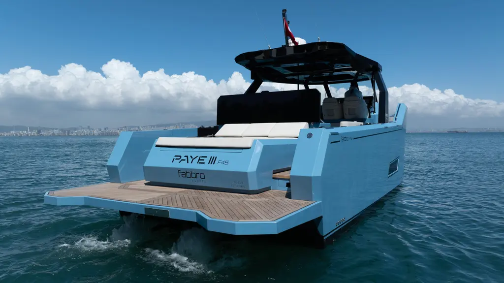 THERAPY 1 2024 F45 Yacht For Sale in Dubai THERAPY 1 2024 F45 Yacht For Sale in Dubai