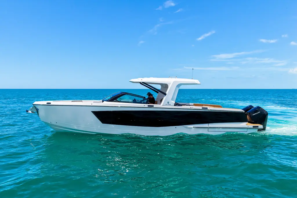 2024 aviara av40 ob 2024 aviara av40 outboard sarasota florida for sale