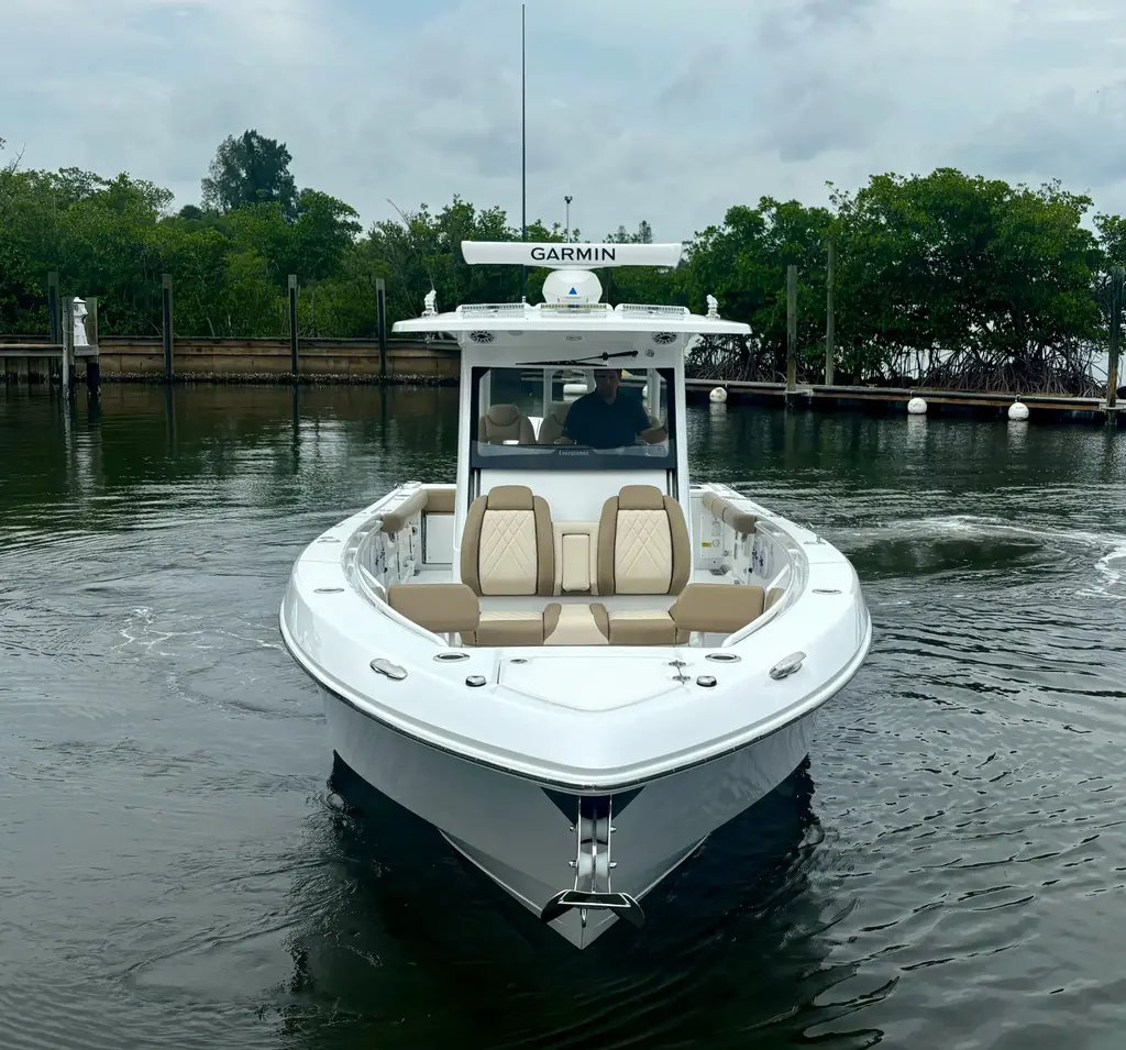 2025 Everglades 335 Center Console Yacht For Sale in Jensen Beach FL 2025 Everglades 335 Center Console Yacht For Sale in Jensen Beach FL