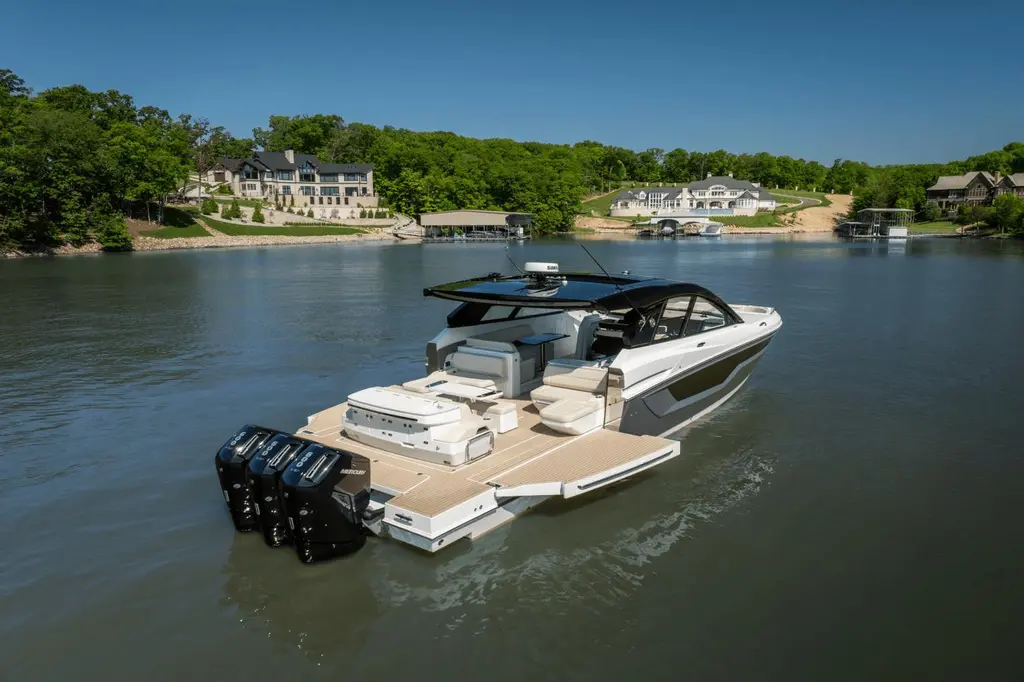  2025 Cruisers Yachts 50 GLS Yacht For Sale in Lake Ozark MO