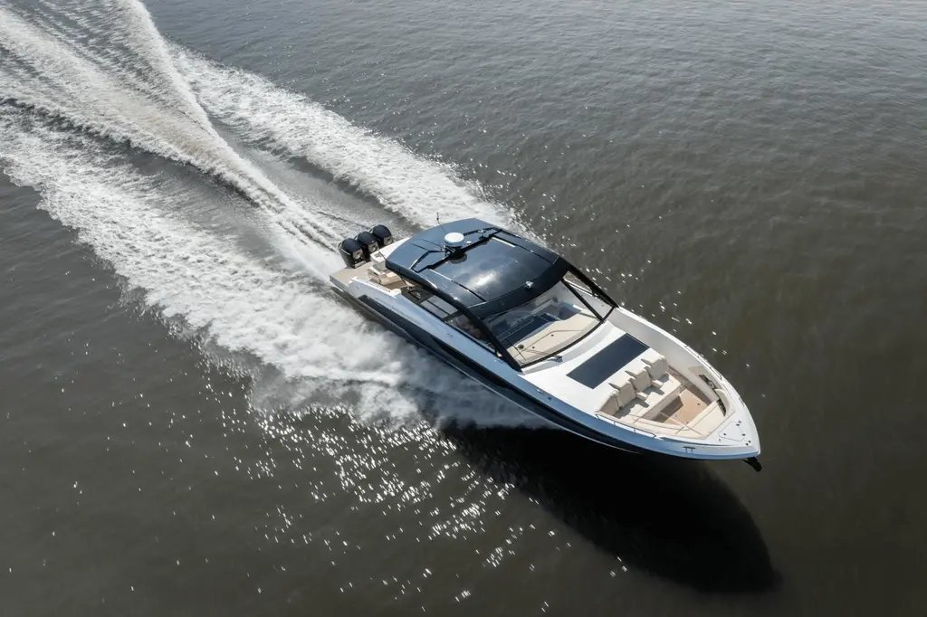  2025 Cruisers Yachts 50 GLS Yacht For Sale in Lake Ozark MO