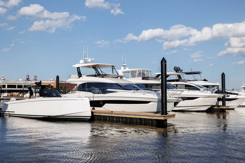 2026 Prestige 520 Yacht For Sale in Baltimore MD 2026 Prestige 520 Yacht For Sale in Baltimore MD